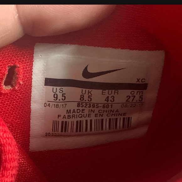 Kyrie 3 “University Red”
Size US 9.5
Used
No box
Authentic - Picture 7 of 7